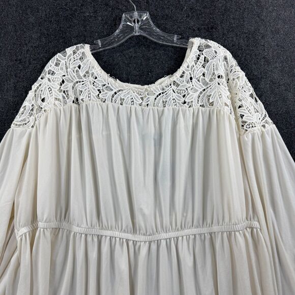 Torrid Studio Crepe Blouse Women's 4 Ivory Lace Babydoll Crew Neck Yoke - Picture 2 of 8